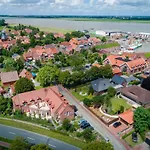 Am Fischerhafen 3*