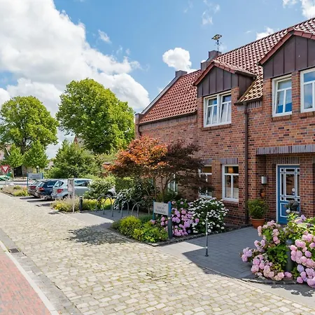 Am Fischerhafen 3*